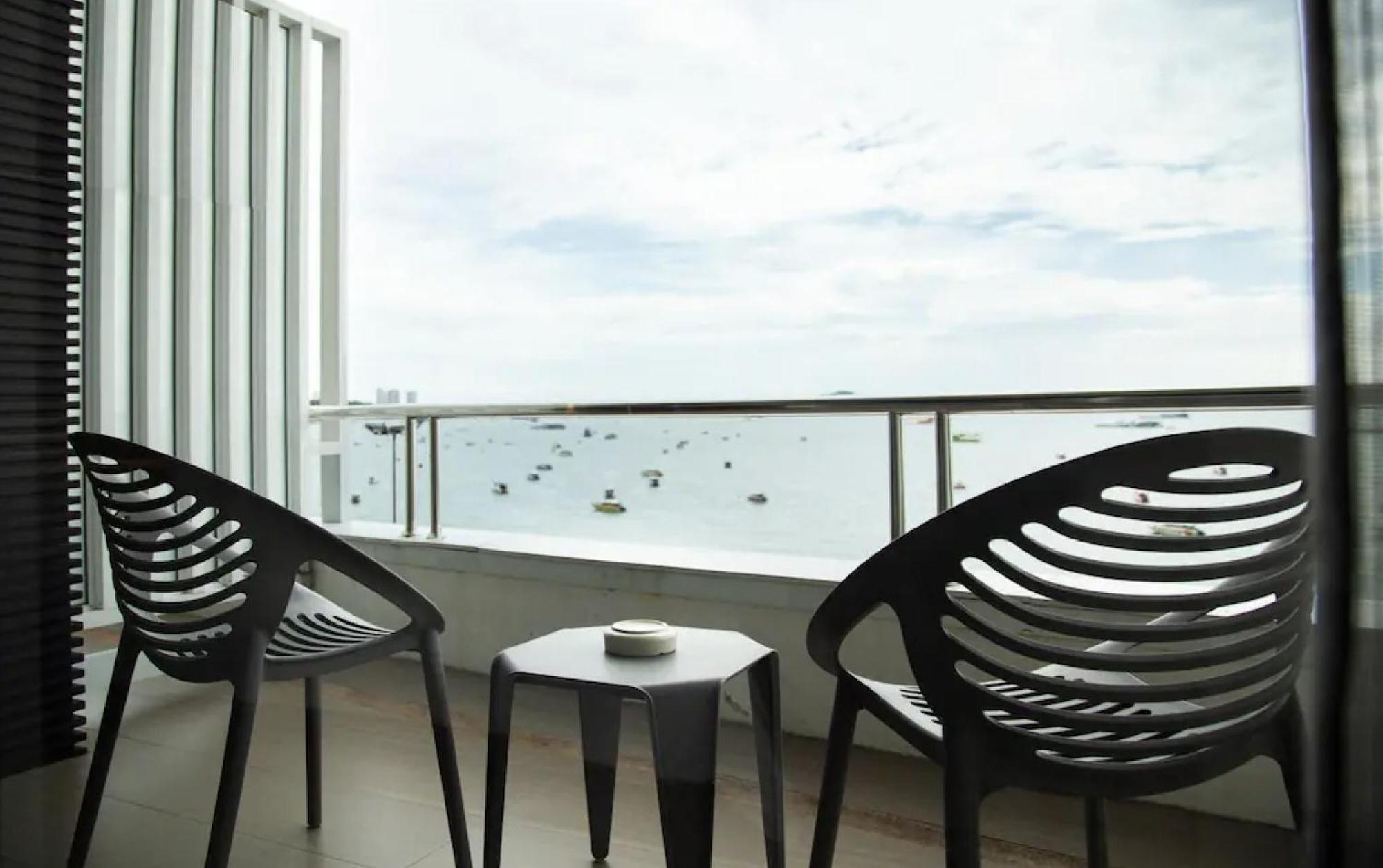 Baboona Beachfront Living Pattaya Dış mekan fotoğraf