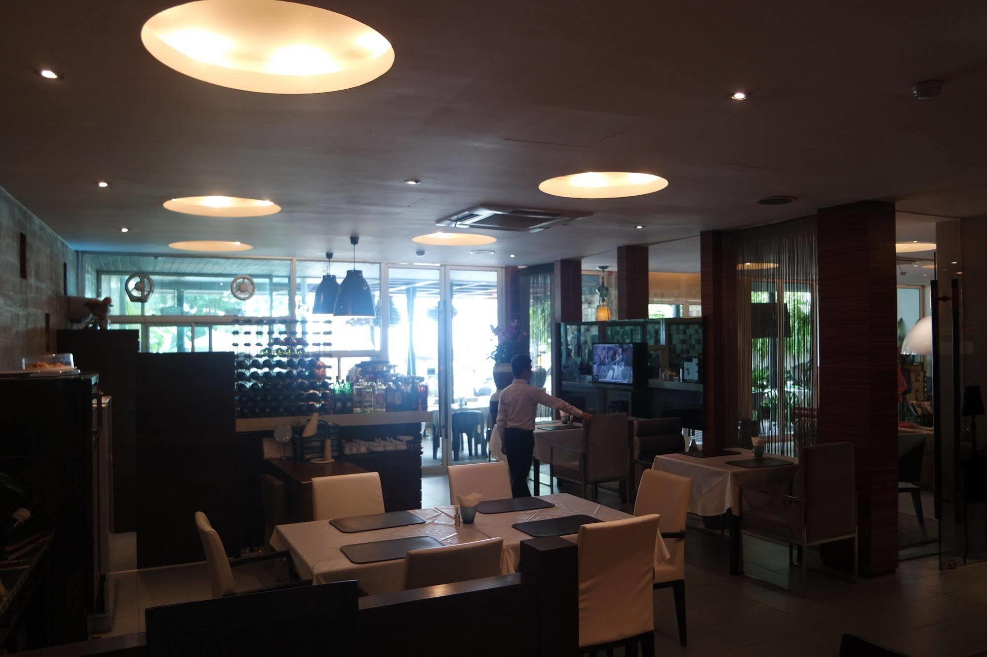 Baboona Beachfront Living Pattaya Dış mekan fotoğraf